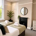 St John's Centre House-free Parking York