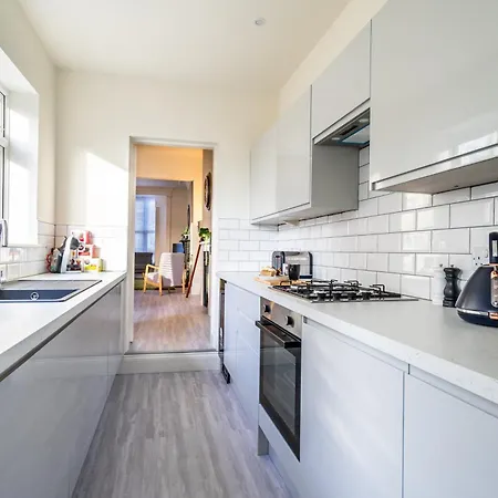 Apartamento St John's Centre House-free Parking *