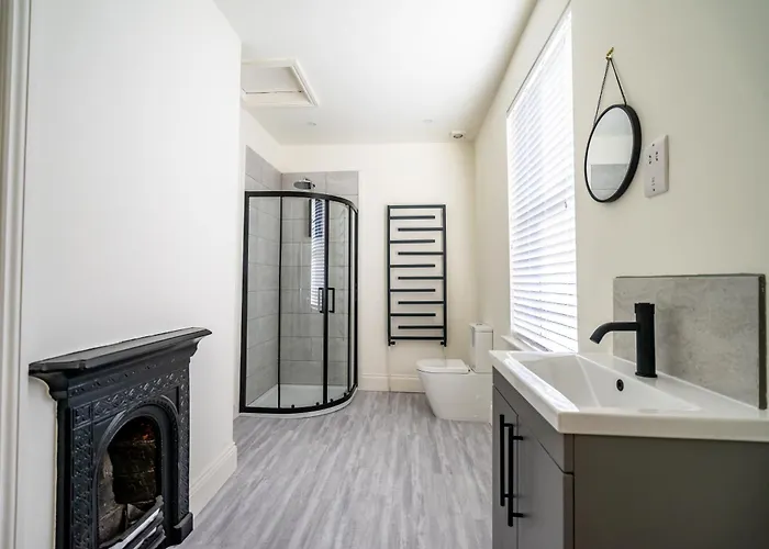 Apartamento St John's Centre House-free Parking